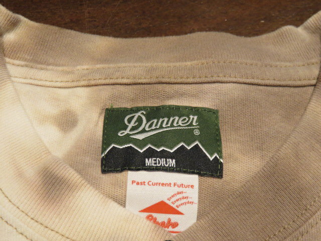 ■Danner（ダナー）× Chah Chah（チャーチャー)■ADVENTURE DYE TEE■ブラウン■（メンズ）M/Lサイズ