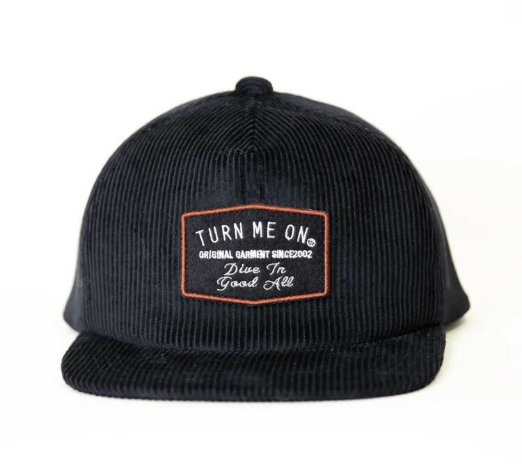 Rakuten - TURN ME ON（ターンミーオン)　コーデュロイワッペンCAP (BLACK)