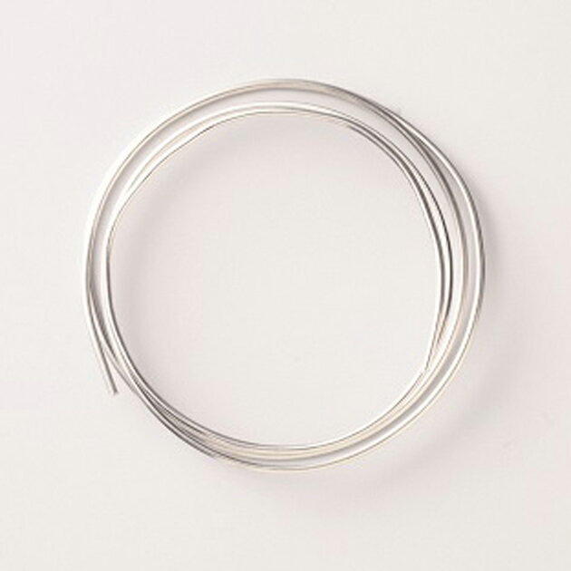 商品名：ハマナカ 骨格ワイヤー メール便/宅配便可 品　番：h441-060セット内容：直径約2mm素　材：アルミ詳　細：約100cm×1本入りニードル ニードルワーク ハマナカ 羊毛 ワイヤー ハンドメイド 手作り スターター強度が必要な...