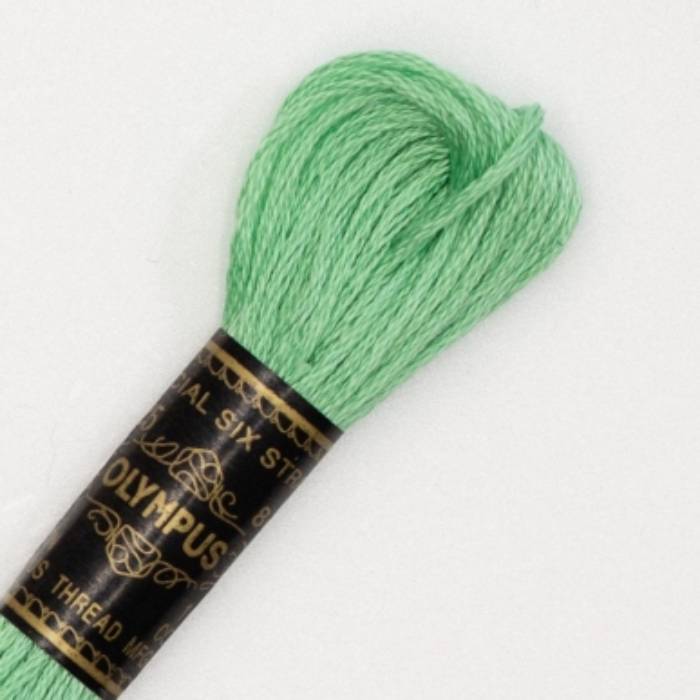 商品名：オリムパス 25番刺しゅう糸 262 メール便/宅配便可品　番：ol-25-262素　材：綿100％容量：8m【 オリムパス25番刺しゅう糸 】一覧はこちら ・メーカー希望小売価格はメーカーサイトに基づいて掲載しています刺繍 刺しゅう 刺繍糸 糸 オリンパス olympas おしゃれ 手芸 手芸用品 ハンドメイド ハンドメイド434色のカラーグラデーションが美しい、刺しゅう糸の代表格。 2本合わせの細い糸を6本より合わせたもの。安定した色調と色感、美しい光沢感を持っています。 コットン手芸に、フェルト手芸に、アップリケ手芸に・・・あらゆる手芸に便利です。 すぐれた光沢感と表現力豊かな発色が魅力のオリムパスししゅう糸は、 自社工場による一貫した生産体制のもとに生み出される、品質本位の伝統あるブランド製品です。 最高品質のエジプト綿と独自の加工方法による美しい光沢と風合いに加え、染色堅牢性に優れた高級糸です。商品名：オリムパス 25番刺しゅう糸 262 メール便/宅配便可素　材：綿100％