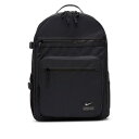 【NIKE ウェア】 ナイキ UTILITY POWER BKPK バッグ CK2663 010BLK/ENGSTN 【ご注意】こちらの商品は弊社実店舗からも集約(入荷)するため、「靴箱の破損、色あせ、プライス貼付、剥がし跡」「靴箱内の包装用紙破れ、商品タグなどが無い状態」「履きジワやボンドの付着、若干のシミ、汚れ」が生じる場合がございます。また、正規の靴箱が著しく破損している状態時には代替の靴箱を使用する場合もございます。尚、弊社実店舗から集約しました商品は検品を行って販売可能な商品をご案内致しております。その為、商品の状態の指定はできませんので予めご了承下さい。※こちらの商品につきましては下記ご利用ガイドをご確認下さい。■ご利用ガイド CK2663外出時の強い味方。ギアを整理して収納しながら持ち運べるナイキ ユーティリティ パワー バックパック。トレーニングでの持ち運びに最適です。 クッション入りストラップで移動中も快適にフィット。2方向に開き、必要なアイテムを簡単に出し入れできます。《商品説明》大きく開くジッパー付きメインコンパートメントで荷物を整理収納。耐久性に優れた構造で、移動中も荷物を安全に収納。Max Airを使用した調整可能なショルダーストラップで、快適な持ち運びを実現。専用ポケットには、使用済みのウェアやシューズを他のギアと分けて収納可能。前面のジッパー付きポケットで、小物の出し入れが簡単。サイドの2本のストラップでマットをしっかり固定。サイドポケットに907gのウォーターボトルを収納。耐久性のあるストラップでアクセサリーを固定可能。 サイズ目安はこちら サイズ目安はこちら《商品の詳細》寸法：H 49cm x W 36cm x D 15cm32L上部のハウルループ胸前のスターナムストラップ背面上部に快適な裏地の付いたジッパー付きポケット本体：ポリエステル91％、ナイロン9％ 裏地：ポリエステル100％部分洗い可能 【ご購入前に必ずこちらをご確認ください。 】 [ABCMART][ABCmart][abcmart][ABCマート][abcマート][エービーシーマート][エービーシー][エービーシー マート]