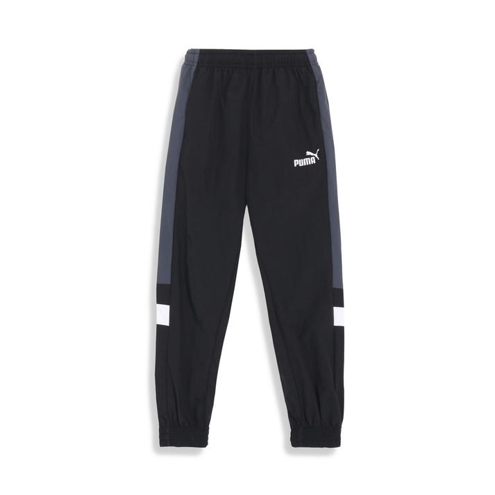 【PUMA ウェア】 プーマ ウェア M INDIVIDUAL RETRO WOVEN PANTS ロングパンツ 658825 01BLK オフピッチ/オンピッチの双方のシーンで活躍する、ウーブンパンツ。90年代の国内プロリーグ開幕時のサッカーシーンによく見られたカッティングや色使いをし、レトロな雰囲気を表現。これらの表現がオフピッチでもフットボールカルチャーの表現を可能にする。オンピッチでのプレー時も快適性をもたらす為に、裾にはドローコードを配置しバタつきを押さえます。 サイズ目安はこちら PUMA メンズ(アジアサイズ)目安 素材=ポリウレタン・ナイロン・本体) タフタ: ナイロン 100% 切替) タフタ: ナイロン 100% ポケット袋) メッシュ: ポリエステル 100% 上記サイズ表は各部位の目安寸法となります。製品の仕上がり寸法ではございません。こちらの商品は商品不良を除く返品・交換はお受け致しかねます。商品を入れる袋が破損していた場合、代用（他メーカーを含）の袋を使用する場合がございます。商品保護を主としたものですので、どうかご了承下さい。 【ご購入前に必ずこちらをご確認ください。 】 [ABCMART][ABCmart][abcmart][ABCマート][abcマート][エービーシーマート][エービーシー][エービーシー マート]