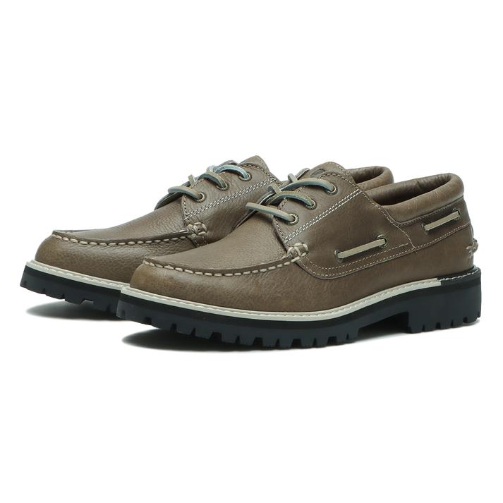 【SPERRY TOPSIDER】 スペリートップサイダー A/O LUG 3-EYE(W) エーオーラグスリーアイ STS25452 TAUPE アッパーにはフルグレインレザーを使用しており靴全体が手縫い構造になっているため、見た目に重厚感がある幅広モデル。軽量のEVAミッドソールを採用しており、アウトソールにはスペリー独自のWave Siping (TM) テクノロジーが使用されている。柔軟性があり、グリップ力や軽量性にも優れていて機能性も高い。 サイズ目安はこちら 【サイズ目安】(個人差がございますので、あくまでも目安とお考え下さい。)このシューズの作りは小さめです。素材=天然皮革※天然皮革を使用しているため、多少の色ムラや生産過程で生じる傷が多少ある場合がございますので、予めご了承ください。 【ご購入前に必ずこちらをご確認ください。 】 [ABCMART][ABCmart][abcmart][ABCマート][abcマート][エービーシーマート][エービーシー][エービーシー マート]