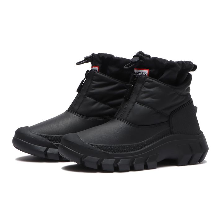 レディース 【HUNTER】 ハンター W INTREPID ANK ZIP SNOW BOOT W INTREPID ANKLE ZIP SNOW BOOT WFS5000WWU BLK 【ご注意】こちらの商品は弊社実店舗からも集約(入荷)するため、「靴箱の破損、色あせ、プライス貼付、剥がし跡」「靴箱内の包装用紙破れ、商品タグなどが無い状態」「履きジワやボンドの付着、若干のシミ、汚れ」が生じる場合がございます。また、正規の靴箱が著しく破損している状態時には代替の靴箱を使用する場合もございます。尚、弊社実店舗から集約しました商品は検品を行って販売可能な商品をご案内致しております。その為、商品の状態の指定はできませんので予めご了承下さい。※こちらの商品につきましては下記ご利用ガイドをご確認下さい。■ご利用ガイド イントレピッドシリーズに新たに加わったアンクル丈のスノーブーツは、止水ジッパーと内側のドローストリングブーティが保温性を高め、リサイクルナイロンのアッパーとリサイクルフリースの裏地が特徴です。革新的なOrtholiteの中敷きを採用し、凍りつくような寒さの中でも快適な履き心地と機能性を発揮します。また、耐水性シェルと内側の防水フィルムによりブーツの100％防水を実現しました。ラバーアウトソール天然ゴムを使用しています。このブーツは-20°C まで着用可能です。 サイズ目安はこちら素材=ナイロン 【ご購入前に必ずこちらをご確認ください。 】 [ABCMART][ABCmart][abcmart][ABCマート][abcマート][エービーシーマート][エービーシー][エービーシー マート][バーゲン]