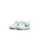 ベビー 【NIKE】 ナイキ 12-16 COURT BOROUGH LOW (TD) コート ボロー LOW リクラフト TD KDV5458 109WHT/STAGRN DV5458-109キッズモデル《商品説明》ボローがキッズの幸先の良いスタートを後押しします。 長距離ラン用にデザインされた伝説のシューズをアップデート。アッパーとアウトソールにリサイクル素材を組み合わせて、まったく新しい方法でクラシックなスタイルを実現しました。 トゥボックスと足中央部に余裕を持たせるように改良。変わりやすい天候でも、汗を気にせず動けます。※シューズの製法上、接着剤の付着や縫製のズレ、歪みがある場合がございますが不良品ではございません。※商品外装箱（化粧箱）につきましては商品を保護する梱包材の為、擦過痕や細かい傷、破れ、へこみ等が入荷時から生じている場合がございます。上記のような商品につきましては商品本体の破損ではないことから通常販売とし、箱の痛みを理由とした交換・返品につきましては不良品対応の対象外とさせていただきます。ご購入後の初期不良については代替えの商品のご用意ができない場合、すべて返品での対応とさせていただきます。 サイズ目安はこちら 【サイズ目安】(個人差がございますので、あくまでも目安とお考え下さい。)このシューズの作りは標準です。素材=人工皮革（=合成皮革）・合成皮革 + 合成繊維 【ご購入前に必ずこちらをご確認ください。 】 [ABCMART][ABCmart][abcmart][ABCマート][abcマート][エービーシーマート][エービーシー][エービーシー マート]