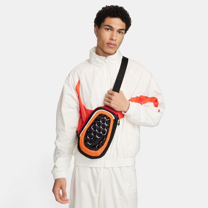 ナイキ U AIR MAX CROSSBODY バッグ FN0953