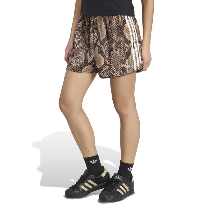 樂天商城 - レディース 【adidas】 アディダス W SNAKE SATIN SHORTS(GFX INJ) ショートパンツ KX1895