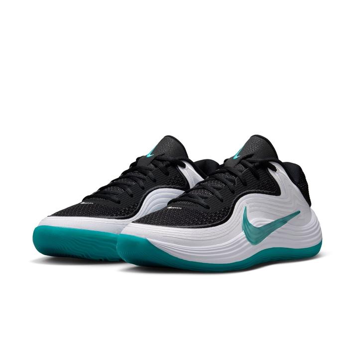 【NIKE】 ナイキ PRECISION 8 LOW プレシジョン 8 LOW MIH1104 003BLACK/DSTCAC【ご注意】こちらの商品は弊社実店舗からも集約(入荷)するため、「靴箱の破損、色あせ、プライス貼付、剥がし跡」「靴箱内の包装用紙破れ、商品タグなどが無い状態」「履きジワやボンドの付着、若干のシミ、汚れ」が生じる場合がございます。また、正規の靴箱が著しく破損している状態時には代替の靴箱を使用する場合もございます。尚、弊社実店舗から集約しました商品は検品を行って販売可能な商品をご案内致しております。その為、商品の状態の指定はできませんので予めご了承下さい。※こちらの商品につきましては下記ご利用ガイドをご確認下さい。■ご利用ガイド IH1104-003メンズモデルナイキ プレシジョン 8 Lowは、ゴール近くでも遠くからでも、思いどおりに得点できるようサポート。確かな接地感、快適な履き心地、コート上でのトラクションを兼ね備えたこのローカットデザインは、指名された時に即座にインパクトのあるプレーを繰り出すのに最適なシューズです。勝利を手繰り寄せるプレーを見せつけよう。履き口とシュータンに搭載されたフォームで、足首周りと足の甲部分の快適さが向上。不快を感じがちな部分を柔らかく包み込みます。それにより、急な方向転換時の確かな接地感と、フロアの端から端まで駆け回るときの快適さのバランスを確保。通気性に優れたメッシュのアッパーが、足をしっかりと固定。立体構造のミッドソールが柔らかくサポート性に優れた履き心地を実現。試合中の絶え間ない動きにクッショニングを提供。ヘリンボーントのラクションが多方向へのグリップを発揮。スピードとカット能力を追求するプレーヤーのための一足。前足部のサイドを包み込むラバーが、限界の角度までトラクションを発揮。シューレースのポジショニングと足中央部のウェビングループにより、足をしっかりと固定。ローカットの履き口で足首の動きやすさを確保。フォームに刻まれた目に見えるカットアウトで軽量化を実現。※商品外装箱（化粧箱）につきましては商品を保護する梱包材の為、擦過痕や細かい傷、破れ、へこみ等が入荷時から生じている場合がございます。上記のような商品につきましては商品本体の破損ではないことから通常販売とし、箱の痛みを理由とした交換・返品につきましては不良品対応の対象外とさせていただきます。ご購入後の初期不良については代替の商品のご用意ができない場合、すべて返品での対応とさせていただきます。 サイズ目安はこちら【サイズ目安】(個人差がございますので、あくまでも目安とお考え下さい。)このシューズの作りは小さめです。素材=人工皮革（=合成皮革）・合成皮革+合成樹脂+合成繊維【ご購入前に必ずこちらをご確認ください。 】 [ABCMART][ABCmart][abcmart][ABCマート][abcマート][エービーシーマート][エービーシー][エービーシー マート]
