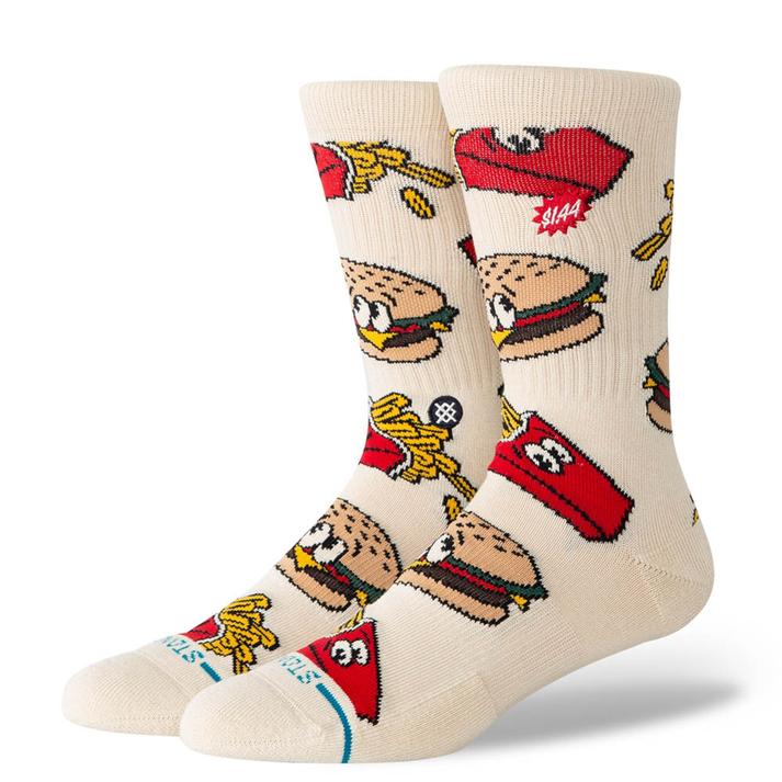 【STANCE SOCKS】 スタンス ソックス COMBO MEAL CREW ソックス A556C26COM#TAN TAN【ご注意】こちらの商品は弊社実店舗からも集約(入荷)するため、「靴箱の破損、色あせ、プライス貼付、剥がし跡」「靴箱内の包装用紙破れ、商品タグなどが無い状態」「履きジワやボンドの付着、若干のシミ、汚れ」が生じる場合がございます。また、正規の靴箱が著しく破損している状態時には代替の靴箱を使用する場合もございます。尚、弊社実店舗から集約しました商品は検品を行って販売可能な商品をご案内致しております。その為、商品の状態の指定はできませんので予めご了承下さい。※こちらの商品につきましては下記ご利用ガイドをご確認下さい。■ご利用ガイド アメリカンポップなキャラクターを散りばめた、レトロで楽しいフードカートゥーン調の総柄デザイン。伸縮性のあるリブがふくらはぎを包み込み、きつ過ぎずゆるくない極上のフィット感を生み出します。トラブルの多いつま先やかかと部分はクッション性もあるパイル仕様で仕上げ、優れた吸湿性を実現。細部にまでこだわったスタンスらしい快適な履き心地に仕上げました。 サイズ目安はこちら【サイズ目安】 Mサイズ＝22.5〜26.0cmLサイズ＝25.5cm〜29cm素材=コットン（=綿）上記サイズ表は各部位の目安寸法となります。製品の仕上がり寸法ではございません。こちらの商品は商品不良を除く返品・交換はお受け致しかねます。商品を入れる袋が破損していた場合、代用（他メーカーを含）の袋を使用する場合がございます。商品保護を主としたものですので、どうかご了承下さい。【ご購入前に必ずこちらをご確認ください。 】 [ABCMART][ABCmart][abcmart][ABCマート][abcマート][エービーシーマート][エービーシー][エービーシー マート]
