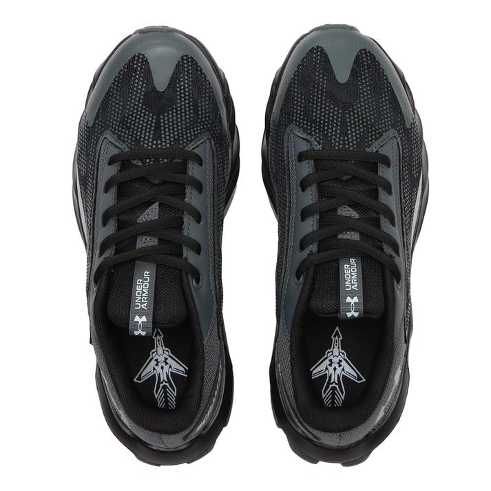 ジュニア 【UNDER ARMOUR】 アンダーアーマー U225-245 UA CHARGED SCRAMJET 4 チャージド スクラムジェット4 3024208 100PCG/BLK/MGA