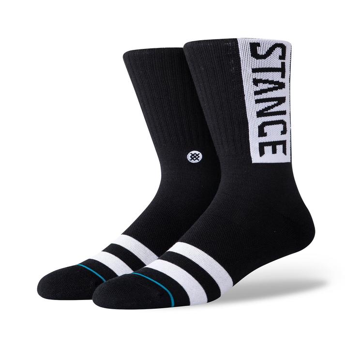 【STANCE SOCKS】 スタンス ソックス OG ソックス M556D17OGG#BLK BLACK スタンスソックスをワードローブに持つならば1足はキープしたい人気のソックス。肌触りの良い滑らかな素材と深いヒールポケットが足のラインに心地よくフィットし、踵とつま先部分に施された強化加工が優れた耐久性を実現しています。足の中央に配されたメッシュ加工が通気性を高め、汗や熱で蒸れやすい足をドライに快適に保ちます。どんなコーディネイトにも合わせやすいベーシックなデザインが人気です。 サイズ目安はこちら 【サイズ目安】Lサイズ＝25.5cm〜29cm 上記サイズ表は各部位の目安寸法となります。製品の仕上がり寸法ではございません。こちらの商品は商品不良を除く返品・交換はお受け致しかねます。商品を入れる袋が破損していた場合、代用（他メーカーを含）の袋を使用する場合がございます。商品保護を主としたものですので、どうかご了承下さい。 【ご購入前に必ずこちらをご確認ください。 】 [ABCMART][ABCmart][abcmart][ABCマート][abcマート][エービーシーマート][エービーシー][エービーシー マート]