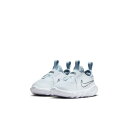 ベビー 【NIKE】 ナイキ 12-16 FLEX RUNNER 2 (TDV) フレックス ランナー 2 TDV KDJ6039 010FTBLGY/MNAVY 【ご注意】こちらの商品は弊社実店舗からも集約(入荷)するため、「靴箱の破損、色あせ、プライス貼付、剥がし跡」「靴箱内の包装用紙破れ、商品タグなどが無い状態」「履きジワやボンドの付着、若干のシミ、汚れ」が生じる場合がございます。また、正規の靴箱が著しく破損している状態時には代替の靴箱を使用する場合もございます。尚、弊社実店舗から集約しました商品は検品を行って販売可能な商品をご案内致しております。その為、商品の状態の指定はできませんので予めご了承下さい。※こちらの商品につきましては下記ご利用ガイドをご確認下さい。■ご利用ガイド DJ6039-010キッズモデル《商品説明》履くだけで楽しくなれる ナイキ フレックス ランナー 2は、ベビーベッドから遊び場までどこでも活発に過ごせるシューズ。 シューレースがないので、 脱ぎ履きがとても簡単です。 ストラップ付きのブーティーのようなデザインで、走っても飛び跳ねても小さな足にぴったりフィットします。 サイズ目安はこちら 【サイズ目安】(個人差がございますので、あくまでも目安とお考え下さい。)このシューズの作りは標準です。素材=天然皮革・天然皮革 + 合成繊維 + 合成樹脂※天然皮革を使用しているため、多少の色ムラや生産過程で生じる傷が多少ある場合がございますので、予めご了承ください。 【ご購入前に必ずこちらをご確認ください。 】 [ABCMART][ABCmart][abcmart][ABCマート][abcマート][エービーシーマート][エービーシー][エービーシー マート][バーゲン]