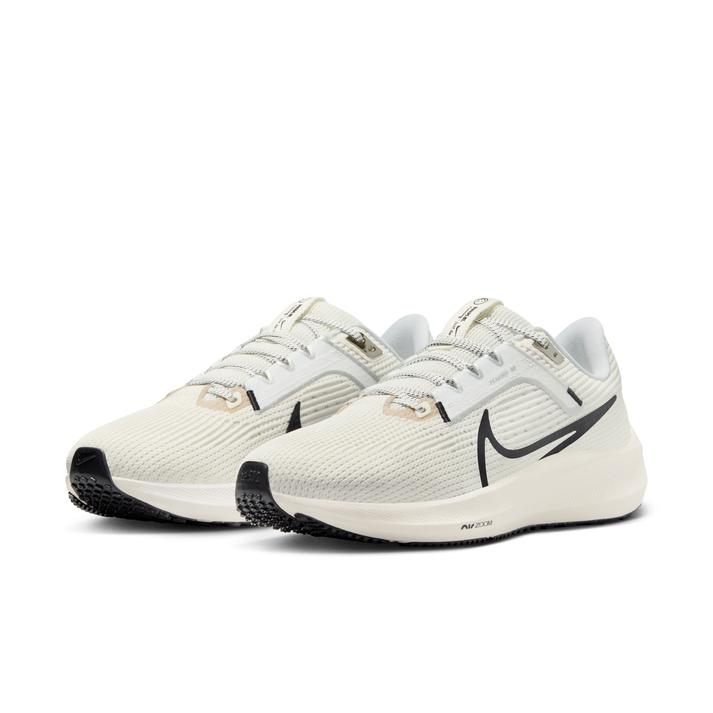 【NIKE】 ナイキ W AIR ZOOM PEGASUS 40 ウィメンズ エア ズーム ペガサス 40 WDV3854 104SAIL/BLACK