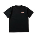 【AKTR】 アクター PAISLEY LOGO DRYTECH TEE ショートスリーブ 223-033005 BLACK design：ヴィンテージのバンダナのデザインからインスピレーションを得たグラフィックを前後にプリントした、半袖TEEシャツ。 function：綿タッチの肌触りで、スポーツにもライフスタイルにも使用可能。AKTRオリジナルドライテックファブリックを使用。 サイズ目安はこちら SIZE CHARTS 着丈　身幅　袖丈　 S　69　54　22.5　 M　71　56　23.5　 L　73　58　24.5　 XL　75　60　25.5　 2XL　77　62　26.5　素材=ポリエステル・ポリエステル100%上記サイズ表は各部位の目安寸法となります。製品の仕上がり寸法ではございません。こちらの商品は商品不良を除く返品・交換はお受け致しかねます。商品を入れる袋が破損していた場合、代用（他メーカーを含）の袋を使用する場合がございます。商品保護を主としたものですので、どうかご了承下さい。 【ご購入前に必ずこちらをご確認ください。 】 [ABCMART][ABCmart][abcmart][ABCマート][abcマート][エービーシーマート][エービーシー][エービーシー マート]