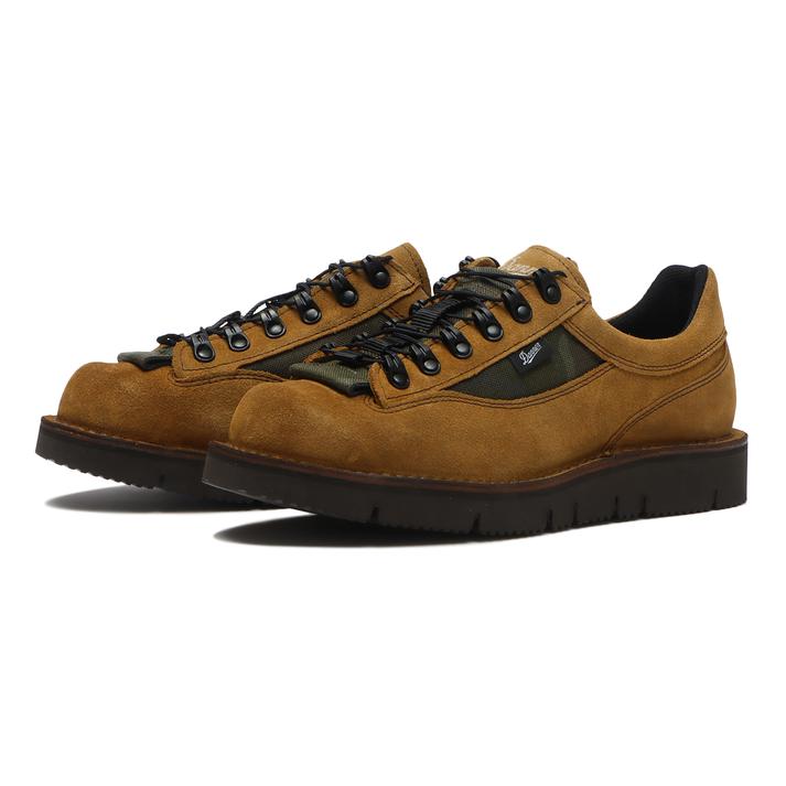 【DANNER】 ダナー CAVE TROOPER LOW CAVE TROOPER LOW D210530 S.CARAMEL CAVE TROOPERは、レザーとナイロンのコンビアッパーに、軽量かつ屈曲性に優れたVIBRAMのFLEX SOLE、 スピーディな脱着を可能とするクイックレースを搭載したワークブーツです。DANNERならではの堅牢性と履き心地を備えつつ、要所にはモダンで土臭さを感じさせない パーツをチョイスしています。着用時、またレースの開閉でシュータンを傷めないよう、専用のフォルスタンが装着されます。 サイズ目安はこちら 【サイズ目安】(個人差がございますので、あくまでも目安とお考え下さい。)このシューズの作りは標準です。素材=人工皮革（=合成皮革） 【ご購入前に必ずこちらをご確認ください。 】 [ABCMART][ABCmart][abcmart][ABCマート][abcマート][エービーシーマート][エービーシー][エービーシー マート]