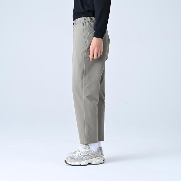 【New Balance】 ニューバランス M MET24 Slim Tapered Fit パンツ AMP45001DOK