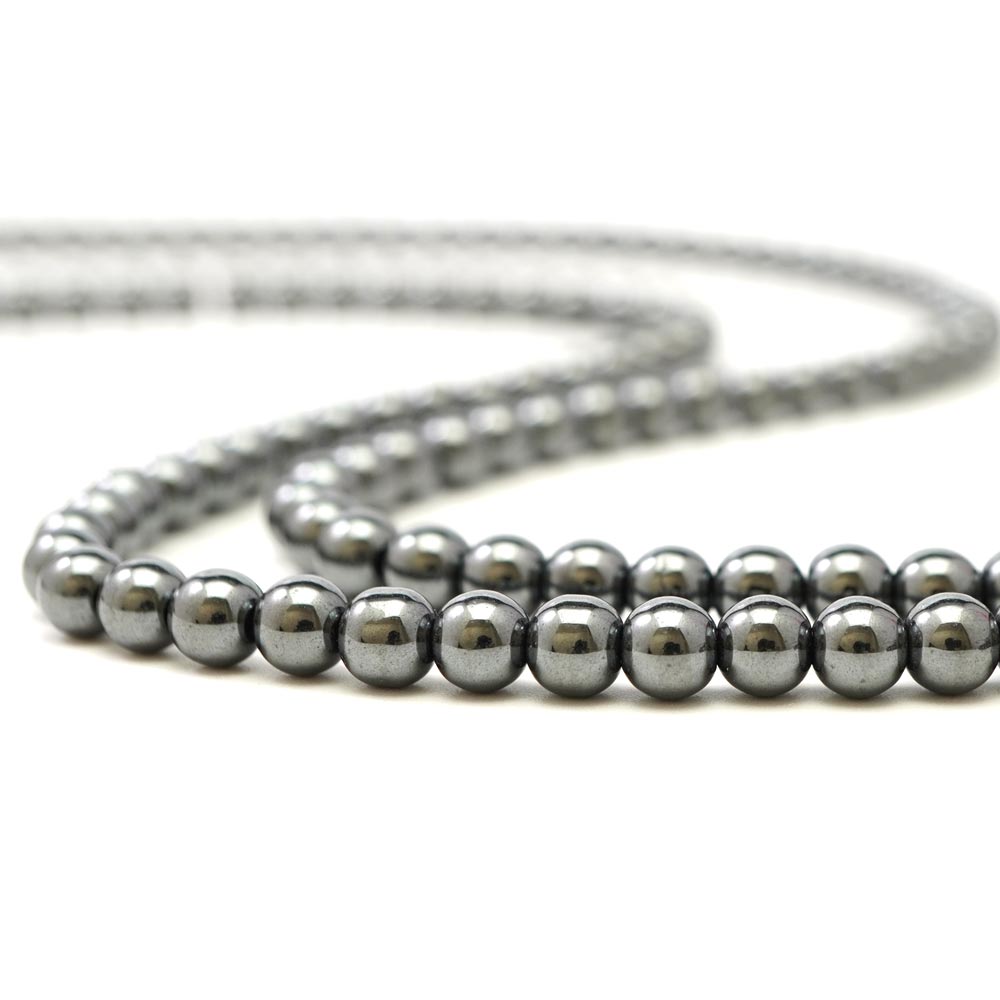 天然石：ヘマタイト　天然石英名：Hematite商品形状：連売り 1連売り ビーズ（玉）径 6mm ※ビーズ径プラスマイナス0.5mmカラー：モニターの発色具合によって実際のものと色が異なる場合があります。ハンドメイドのブレスレット・アクセ...