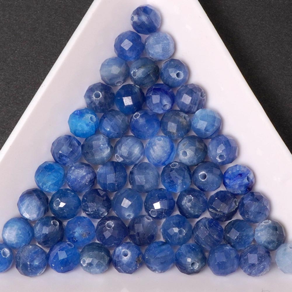 パワーストーン  カイヤナイト、ラピリラズリ 楽天市場】ラピスラズリ（種類（宝石）カイヤナイト）（天然石（原石