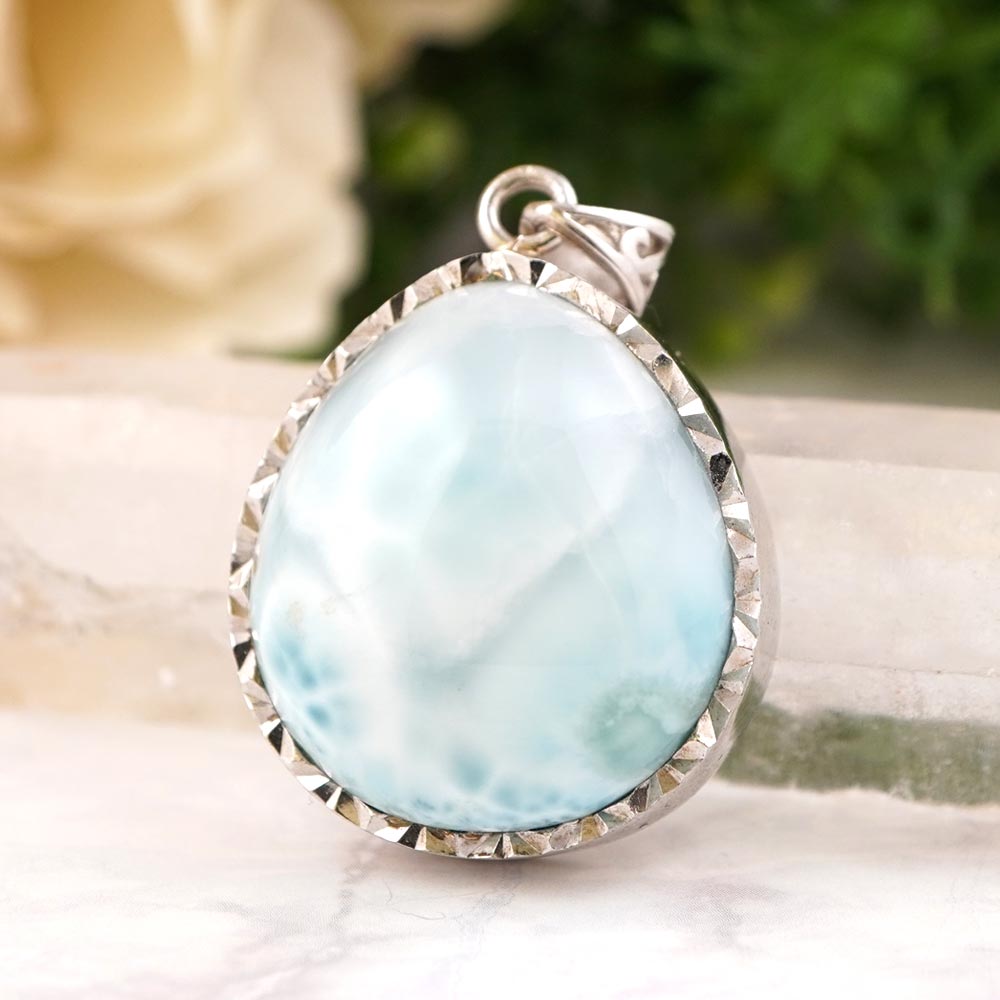 ラリマー 約13.7g 雫型 ペンダント＆チェーン ペクトライト ヒーリングストーン 天然石 ネックレス アクセサリー ペンダントヘッド かわいい プレゼント ギフト 母の日 贈り物