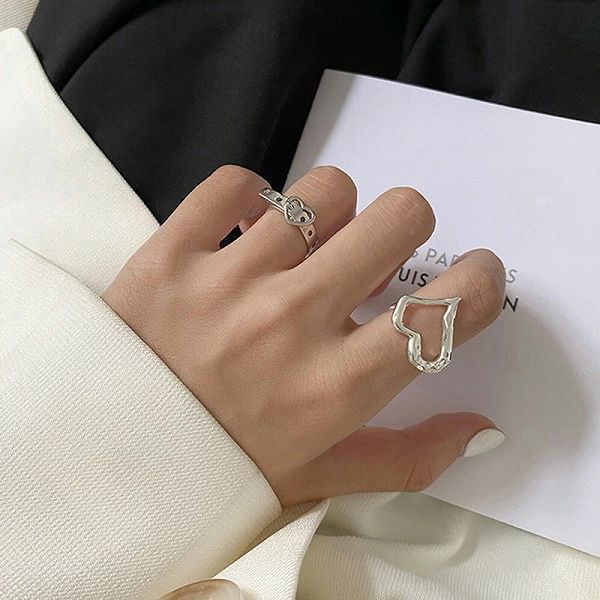 サイズ・容量【参考サイズ】：フリー規格■生産地：中国■素材・成分：S925銀メッキ■パッケージ：PP袋注意事項■照明の具合や、撮影の状況で掲載の商品画像と実際の色・型は、モニター表示などで異なります。ご了承ください。■背景の小物等は撮影の為のイメージですので商品には含まれません。