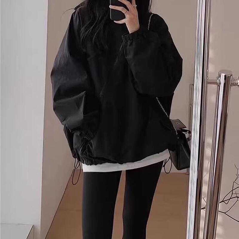 レディース ヴィンテージ風 斜めジッパー フード付きジャケット（ブラック）｜軽量でゆったりとしたシルエット。秋冬兼用、防風仕様で洗濯機OK。快適で合わせやすく、通勤やお出かけ、アウトドアにもぴったり。