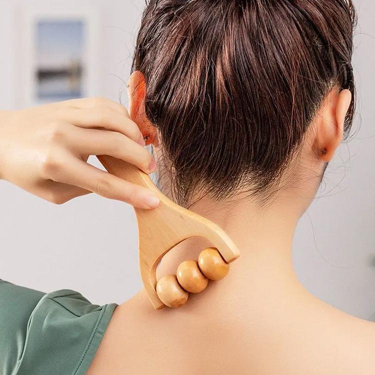 あべ商会　楽天市場店のマッサージローラー 木製 ツボ ボディローラー 持ち運び 揉み解し 筋膜リリース 肩こり ツボ押し マッサージ ツボ押しローラー ハンディーマッサージャー ハンドマッサージャー ミニマッサージ機 携帯 むくみ｜アングル3