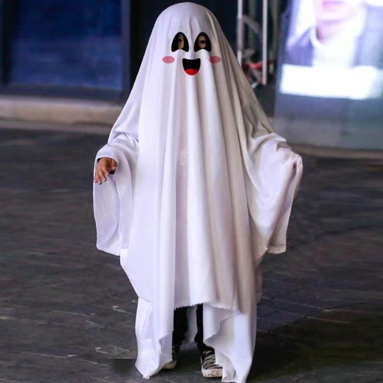 あべ商会 楽天市場店のコスプレ 男の子 子供 大人 幽霊 女の子 幽霊 キッズ コスプレ衣装 衣装 演出 ハロウィン ホワイト ポンチョ 幽霊 おばけ 幽霊 マント 変装 ハロウィン コスチューム 衣装 変身 ホラー 肝試し 演劇 舞台 なりきり幽霊｜アングル2