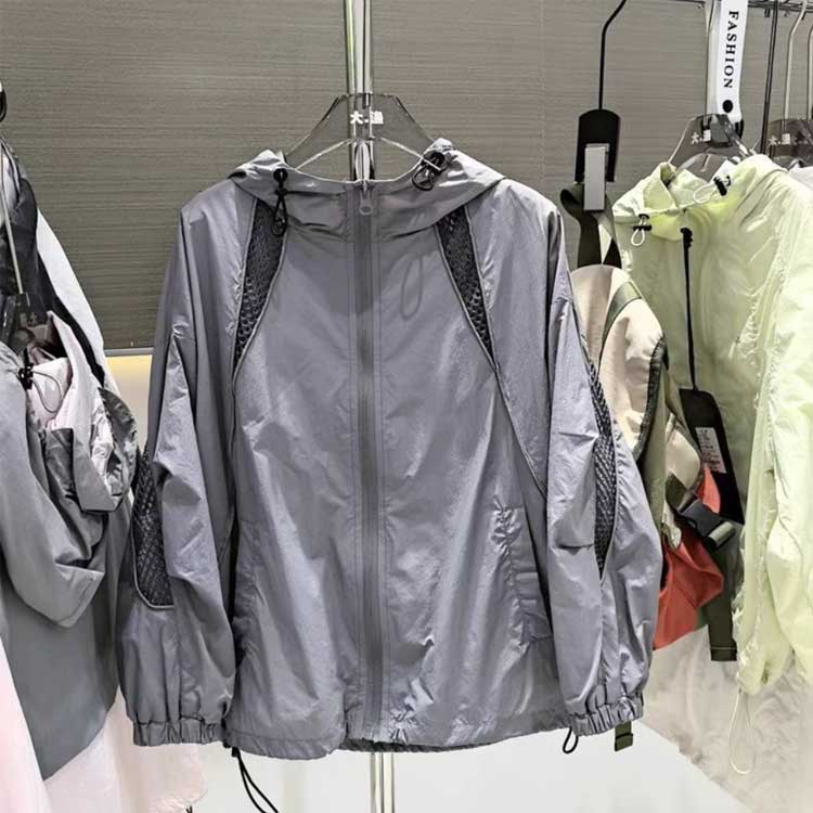 パーカー キッズ 春夏 ジップアップ 長袖 フード付き UVカット ラッシュガード 通气 遮光 涼しい 薄手 女の子 男の子 春 夏 紫外線対策 冷房対策 子供 可愛い アウター 日焼け止め ゆったり シンプル 無地 パーカ 軽量 通学 学校 羽織る 110 120 130 140 150 160 170 180 2