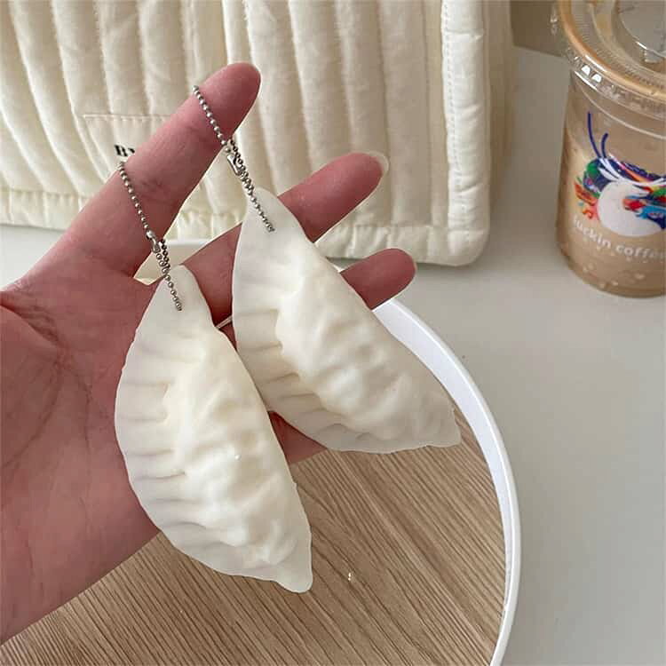餃子 スクイーズ チャーム付き3点セット ギョーザ キーホルダー おもしろ ストレス解消 グッズ プレゼント 手遊び 握る ボール 食べ物 伸縮性 スストレス解消 弾力性が高 袋に押し込んで ぷにぷに柔らかシリコン 癒し 子供 大人 送料無料 abefirm-10098537 あべ商会 楽天市場店 サンプル画像2