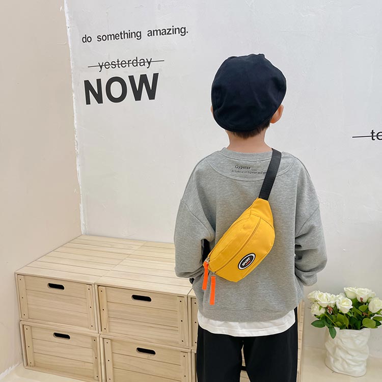 キッズ ショルダーバッグ 子供 メッセンジャーバッグ キッズバッグ 小学生 子供鞄 ...
