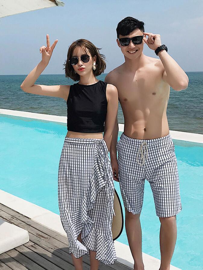 送料無料 人気新作 4点セット 夏 水着 ペアルック お揃い ペア水着 みずぎ ビキニ カップル水着 男性短パンツ+女性3点 タンキニ SUMMER 海 温泉 プール COUPLE ビーチ カップル 男性 女性 レディース メンズ カップル 夫婦 新婚旅行 恋人 彼氏 彼女 3