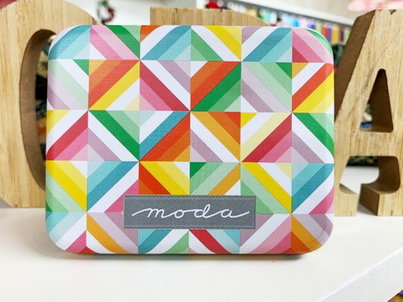 【クーポン最大500円OFF！】スチール缶 No.17(BOX缶 約9.5*7.5 *2cm)