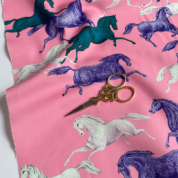 【nora. ノラ】24FA-SN1014-OX オックス生地 (3D) 動物柄 馬柄 リアルタッチ 生地 オックス 動物 柄 コ..