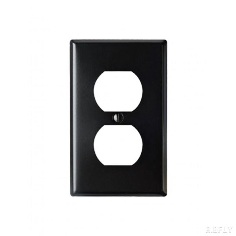 2口コンセントプレート 2口コンセント プレート スチール ブラック 黒 海外 アメリカン 照明器具 レトロ インダストリアル シンプル DIY 壁スイッチ 洗面所 新築 おしゃれ 施主支給 リノベーション デザイン住宅 新築 自由設計 建築士 クラシカル 店舗 アメリカ製