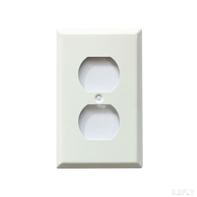 2口コンセントプレート 2口コンセント プレート スチール ホワイト 白 海外 アメリカン 照明器具 レトロ インダストリアル モダン シンプル DIY 壁スイッチ 洗面所 新築 おしゃれ 施主支給 リノベーション デザイン住宅 新築 自由設計 建築士 クラシカル 店舗 アメリカ製