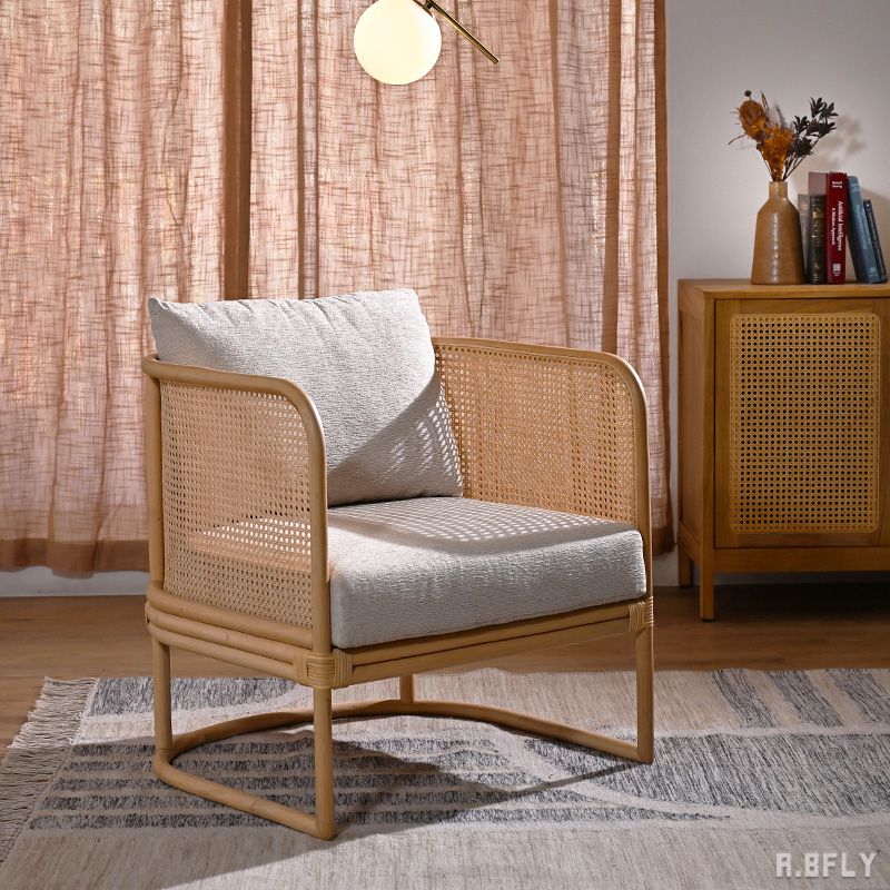 【SS限定｜最大6,000円OFFクーポン】ラウンジチェア パーソナルチェア ラタン 籐 クッション シンプル 天然素材 自然素材 ジャパンディ 北欧 ジャパニーズモダン 高級 カゴメ編み お洒落 軽量 丈夫 ゆったり あぐら リラックス 快適 肘掛け アームレストカバーリング 完成品