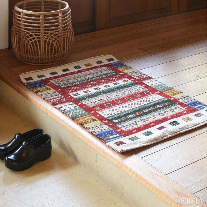 樂天商城 - 【インド製】インド手織ウール絨毯 ギャベ柄 ウール100％ ラグ カーペット ラグマット マット 絨毯 じゅうたん 敷物 レトロ アンティーク リビング ダイニング 新生活 長方形 オールシーズン 丈夫 耐久性 玄関 デスク下 キッチン 北欧 ペルシャンギャベ風 カシュクリタイプ