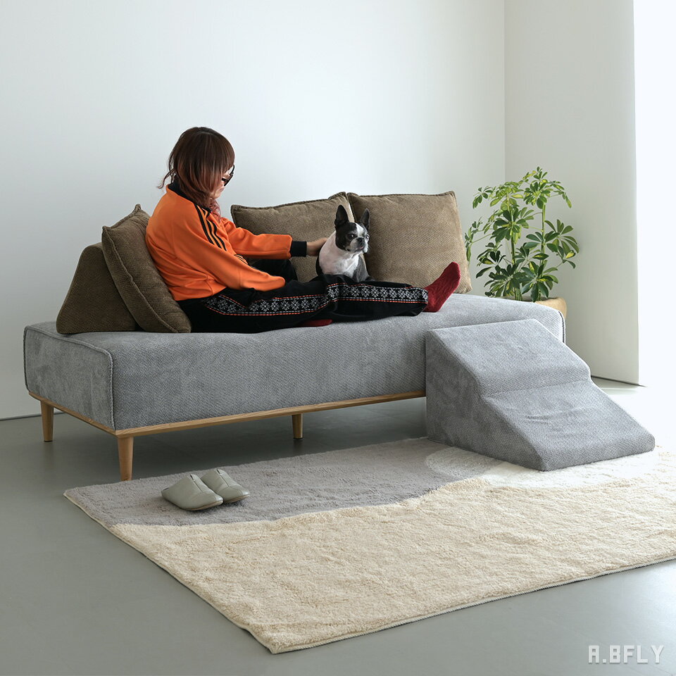 【SS限定｜最大8,000円OFFクーポン】3人掛け デイベッドソファ 幅181cm グレー ファブリック オーク材脚 アームレス ローソファ ロングシート 脚高15cm 高耐久 ペット対応 犬 猫 ペット階段 ステップ スロープセット選択可 クッション4色 ボルスター付【大型商品】