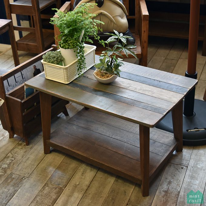 【最大6,000円クーポン配布中】コーヒーテーブル センターテーブル シャビー家具 下棚板付き 下段収納 リビング 古木製 リサイクルウッド アンティーク家具 アンティーク雑貨 北欧風 レトロ モダン マリンのサムネイル