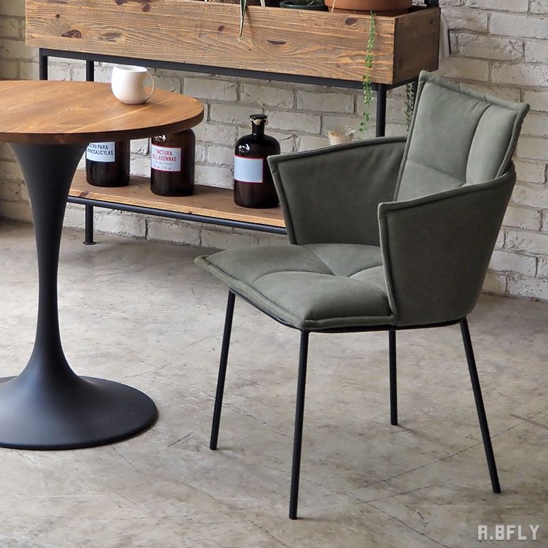 【MAX6,000円クーポン配布中】ダイニングチェア 肘付き イス 椅子 チェアー アームチェア ブラックスチ..