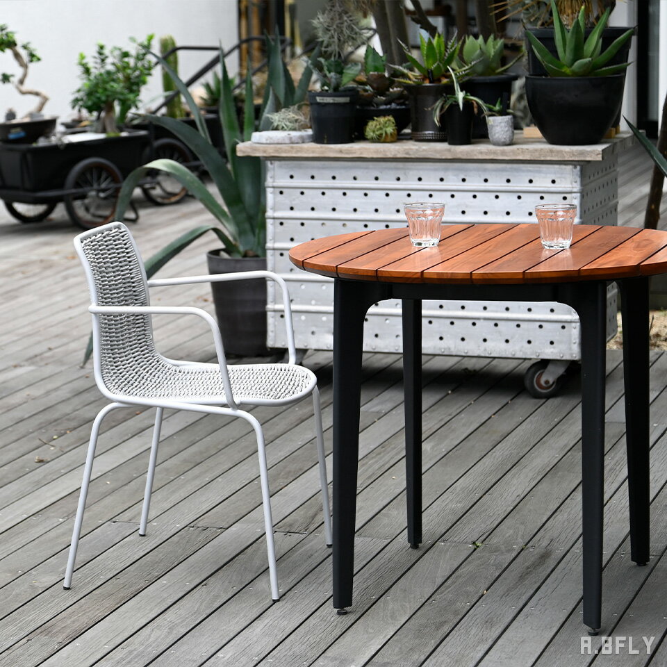 樂天商城 - カフェチェアー 1脚 アームチェア バルコニー ベランダ テラス ウッドデッキ 庭 屋外 アウトドアリビング ガーデンファニチャー ダイニングチェアー ロープチェア 椅子 チェアー イス 食卓 ホワイト シルバー ミッドセンチュリーモダン