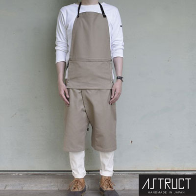 楽天Abiding【送料無料】【ASTRUCT】日本製　KASANE apron（カサネエプロン）メンズ　レディース　綿　ハンドメイド　2017グッドデザイン賞受賞　バーベキュー　ガーデニング　DIYアウトドア クリスマス　　バレンタイン　誕生日　プレゼント　ギフト