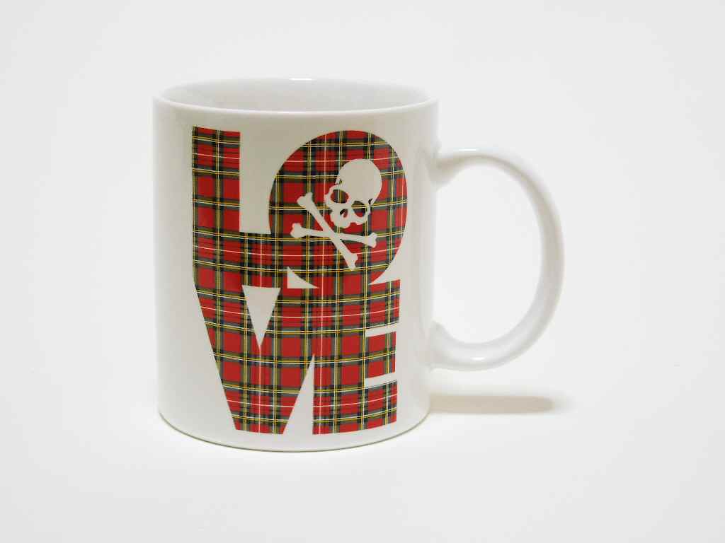 mastermind JAPAN(マスターマインドジャパン) 「LOVE(チェック柄)」MUG (マグカップ)【ホワイト】【新品】