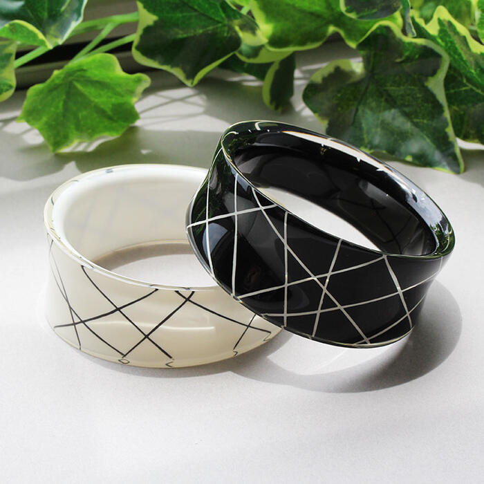 ABISTE ZSiSKA レジンバングル/4150123- ブランド アビステ シスカ ZSiSKA アレルギー対策 モノトーン リゾート 大人映え