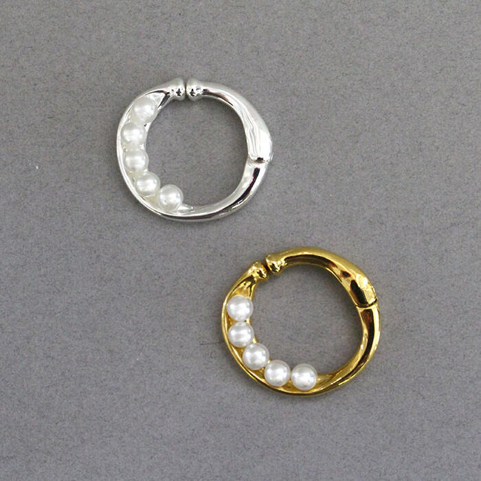 ABISTE 美的掲載 パールフープイヤーカフ(片耳用)/3240031 大人 おしゃれ ギフト ブランド アビステ おしゃれ イヤーカフ イヤーアクセサリー ...
