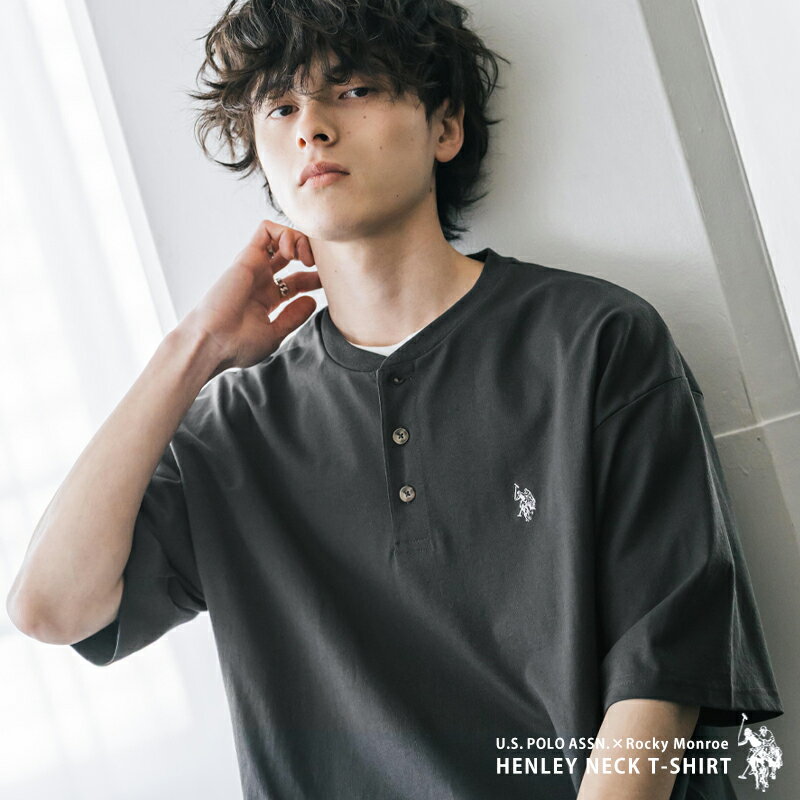 Rakuten - U.S. POLO ASSN. ユーエスポロアッスン Tシャツ ヘンリーネック 半袖 メンズ レディース 天竺 カットソー オーバーサイズ ビッグシルエット リラックス ゆったり ロゴ刺繍 ワンポイント 無地 ルームウェア 別注 コラボ 限定 シンプル カジュアル ストリート 15427