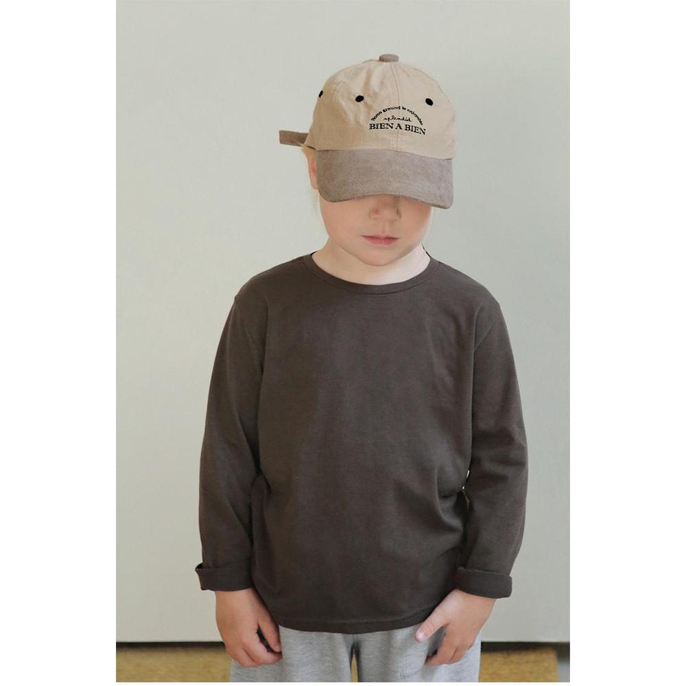 【ビエンナビエン】シンプル長袖Tシャツ キッズ 男の子 女の子 ボーイズ ガールズ AW 秋物 冬物 秋冬物 アビティセレクト アビティ 韓国子供服 子供服 男の子 女の子 子供服 アウター 子ども服のサムネイル