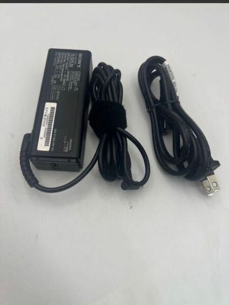 【PSE認証済み】[中古] 純正部品 SONY VGP-AC19V73 VJ8AC19V73と同等品 USB端子搭載 19.5V 2A ACアダプター