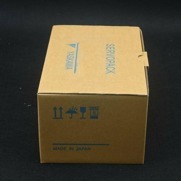 【新品 適格請求書発行可】YASKAWA / 安川電機 サーボドライバー SGD7S-7R6A10A【6ヶ月保証】