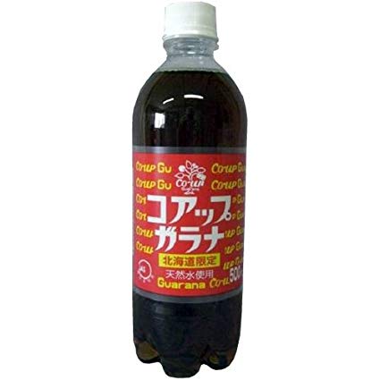 コアップガラナ 500ml × 24本 北海道　限定 小原 ご当地　2ケースまで送料500円 2ケース御注文の際送料が1000円になる際は、当店にて送料500円に変更させていただきますのでご了承ください ●発売以来、ガラナの実から抽出されたガラナエキスを主にピリッとした刺激がたまらない「コアップガラナ」は株式会社小原の函館工場で徹底した衛生管理のもとで作られています。 ●水は北海道・函館市近郊にそびえる横津岳の天然水、甘味料には北海道のじゃがいもを主原料とした果糖ぶとう糖を使用するなど、天然素材が創り出すその美味しさは後味があっさりしていると大人気！ ●発売当時は「北海道の飲み物」として人気が定着していましたが、北海道に訪れる観光客の口コミで話題となり今ではそのファンは全国に。また、「ガラナ」は肥満予防や疲労回復にも効力がある体に優しい飲み物で健康飲料としても注目されています。 ●原材料：果糖ぶどう糖液糖、ガラナエキス、カラメル色素、酸味料、香科 ●提携メーカーより最長賞味期限のものを仕入れ発送いたします。 ■注意事項■ ■2ケースまで送料500円です。2ケースですと御注文時に送料1000円となりますが、当店にて500円に変更させていただきますのでご了承ください。 ■土曜日の午後4時以降のご注文につきましては、最短お届け日のご希望に添えない場合がございますのでご了承下さい。